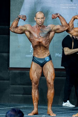 CLASSIC  PHYSIQUE новички